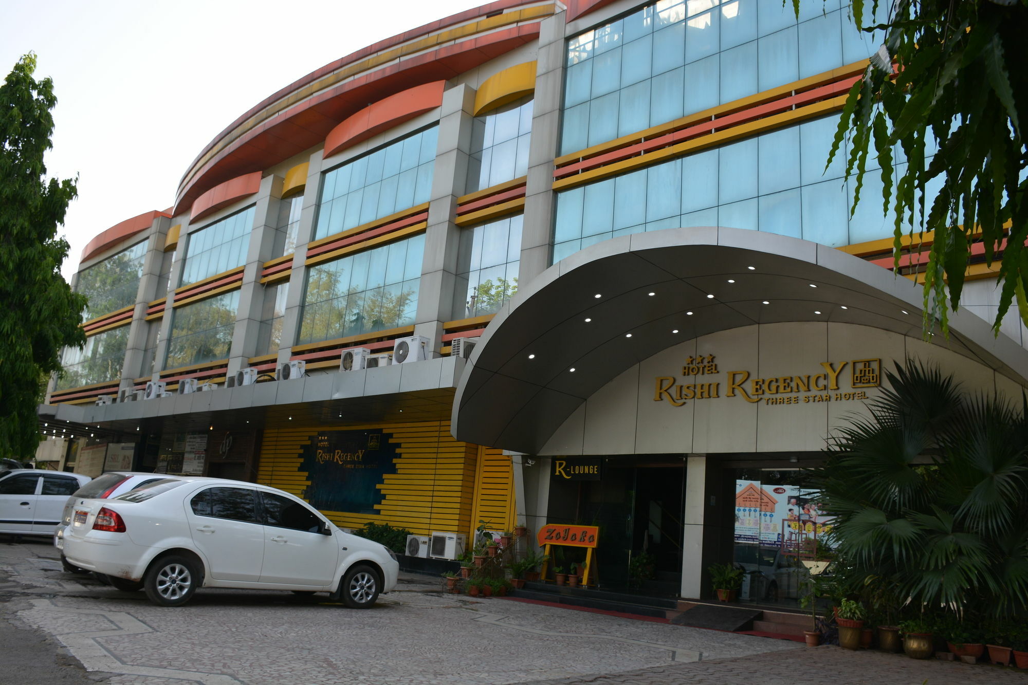 Hotel Rishi Regency Jabalpur Εξωτερικό φωτογραφία